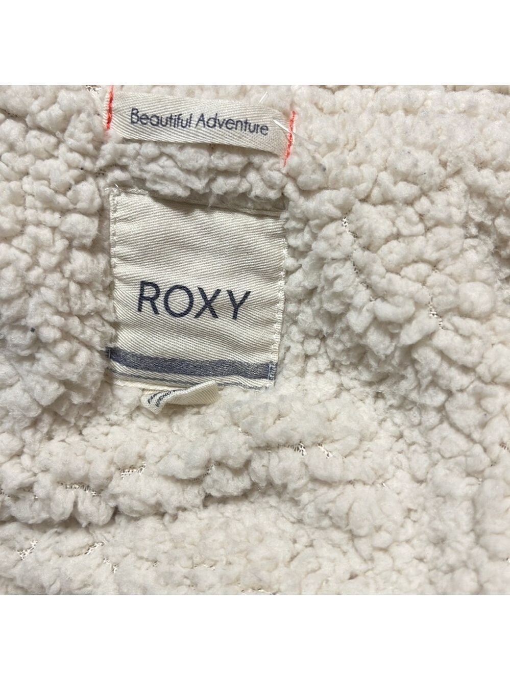 Beautiful Roxy Jacket Size L 🥰🥰 - Picture 4 of 5